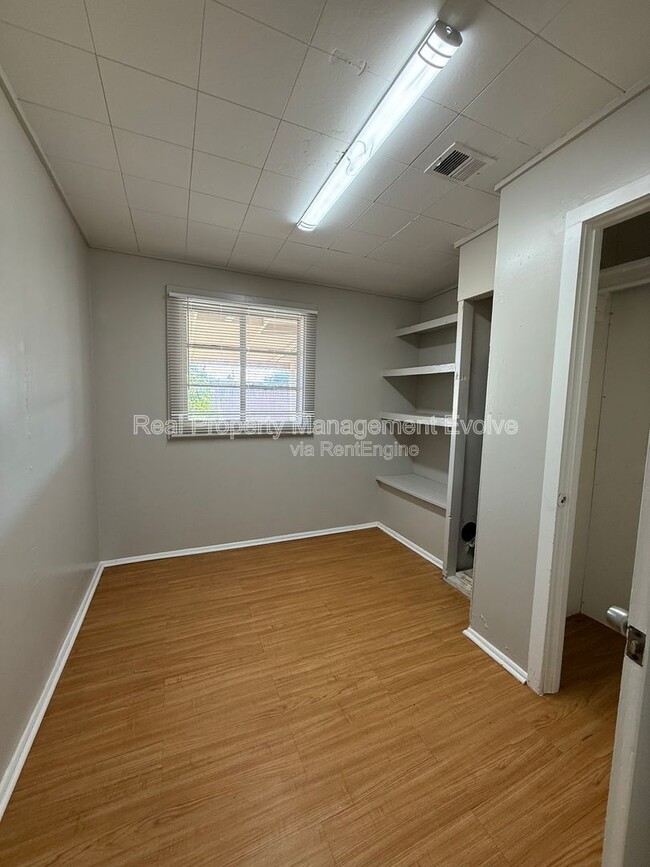 Building Photo - 4141 N 29th Ave