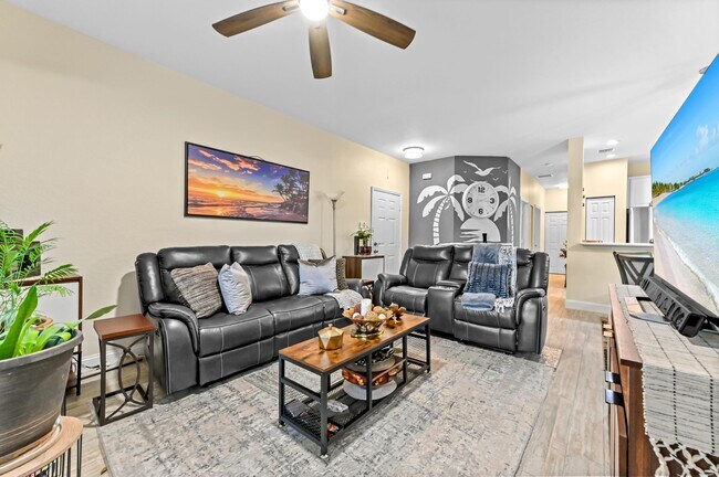 Building Photo - 3043 Grandiflora Dr