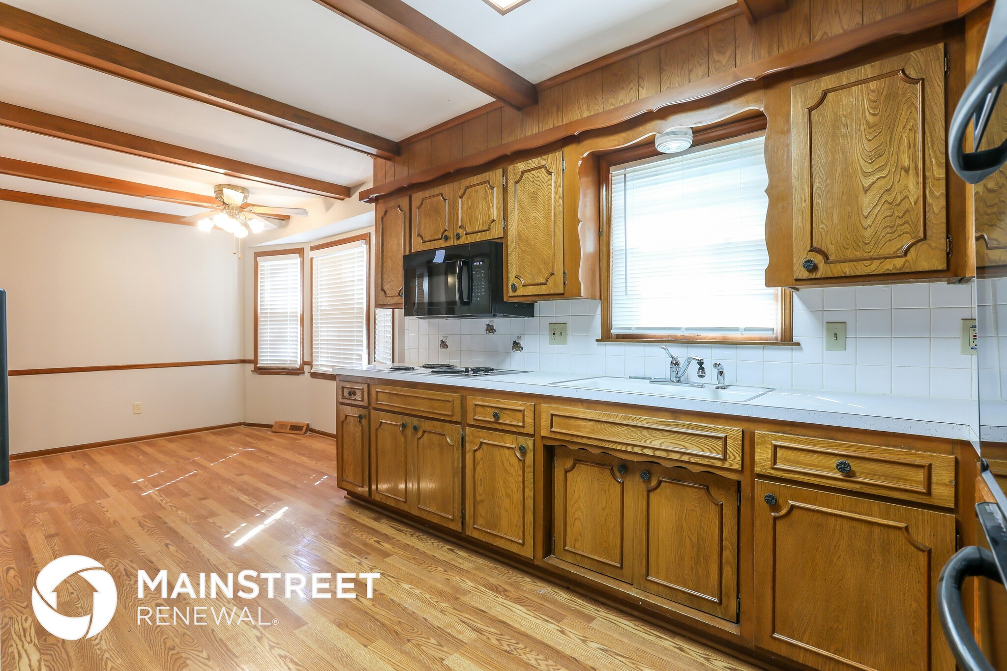 Building Photo - 523 E Prairie Terrace