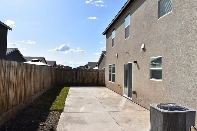 Building Photo - 344 Moab Rim Ct