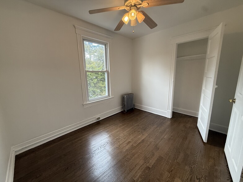 Building Photo - 38 Duke St