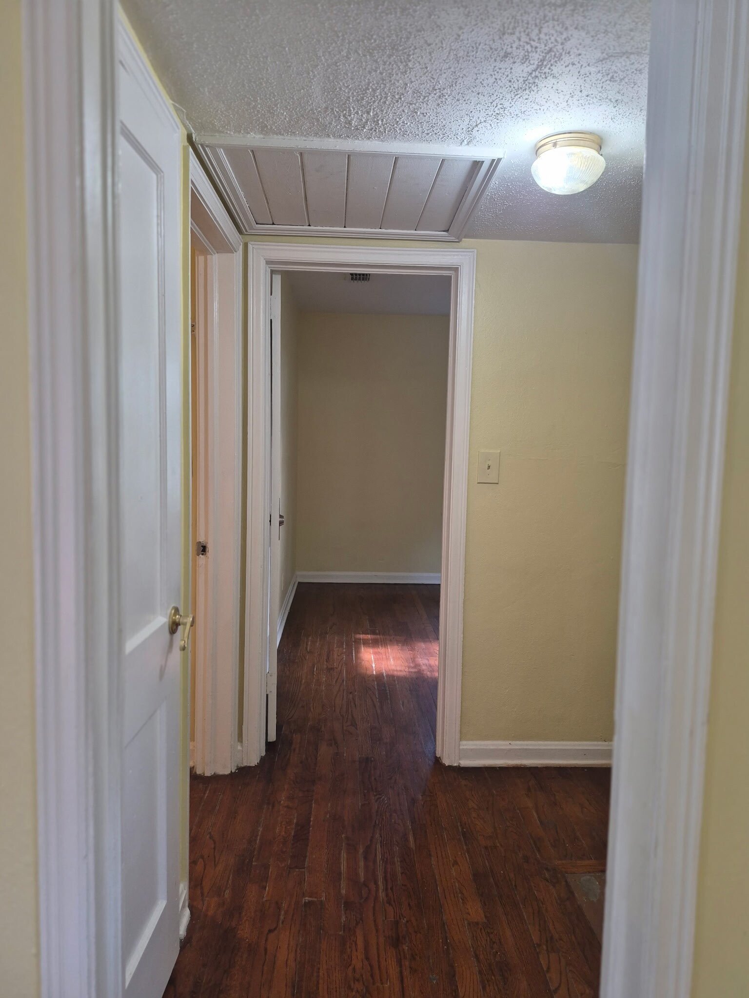 Building Photo - 2552 Treemont St