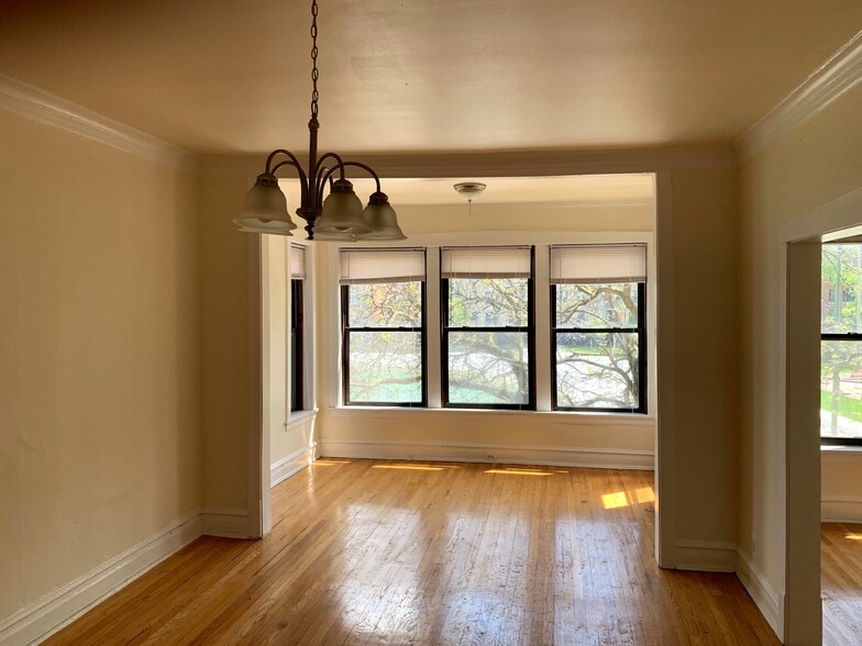 Building Photo - Howard Beach Apartments