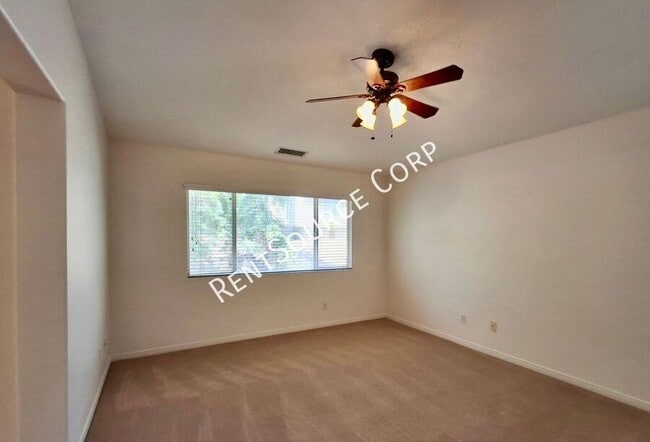 Building Photo - 24335 Alyssum Pl