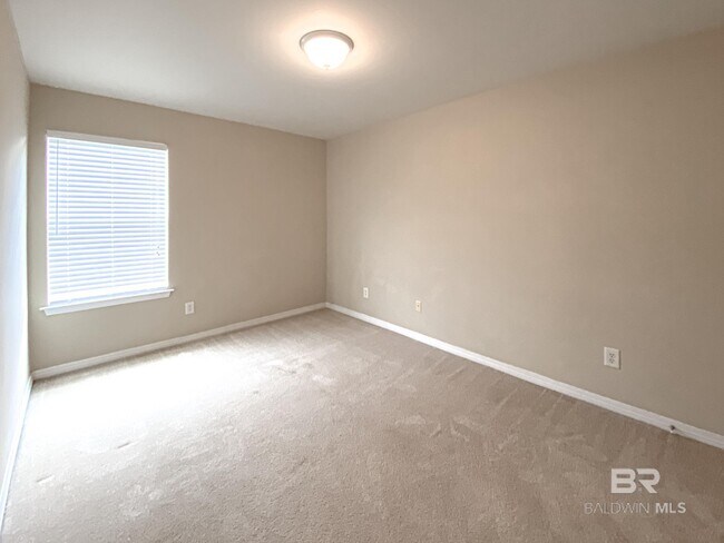 Building Photo - 27450 Hobby Horse Ln
