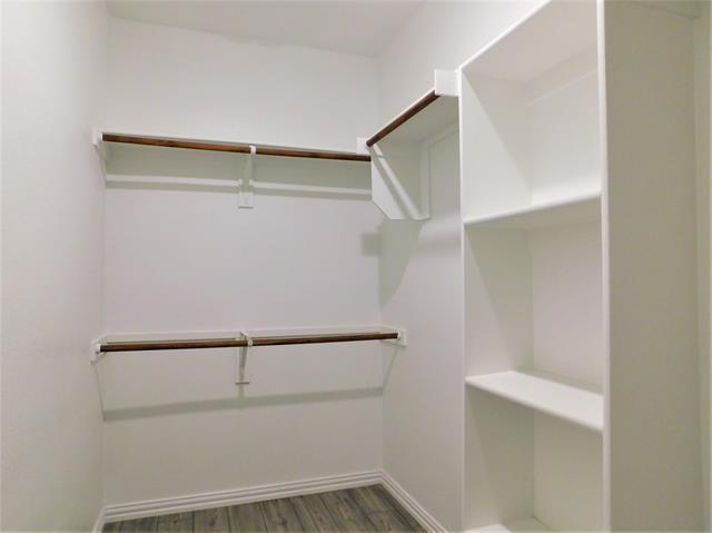 Building Photo - 1720 Da Vinci Dr