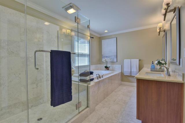 Building Photo - 1957 James Pl