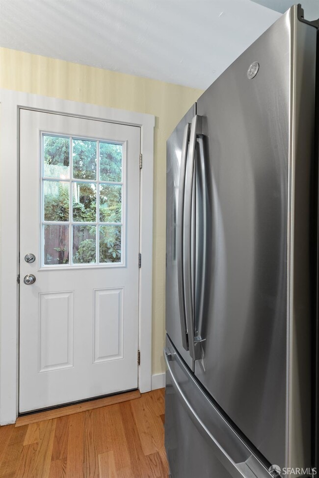 Building Photo - 689 43rd St