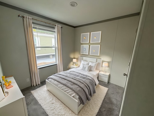 Building Photo - 5417 S Deadwood Dr