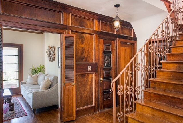 family room - 4918 Angeles Vista Blvd