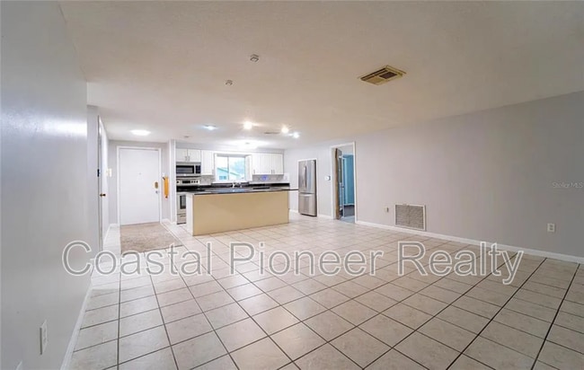 Building Photo - 7713 Heather St