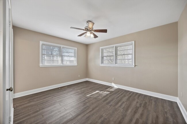 Building Photo - 1202 Fern St