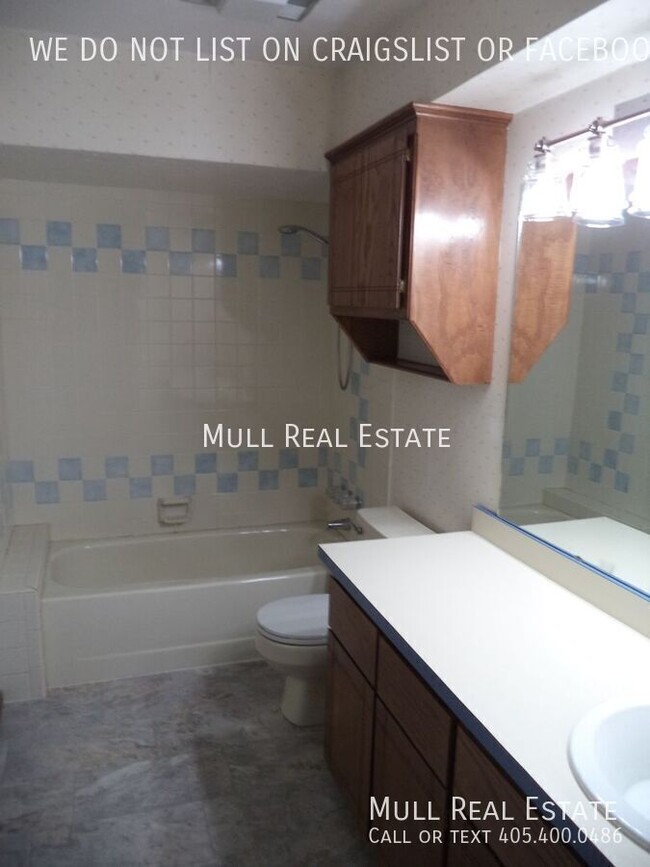 Building Photo - Spacious Midwest City 3 bed 2 bath home in...