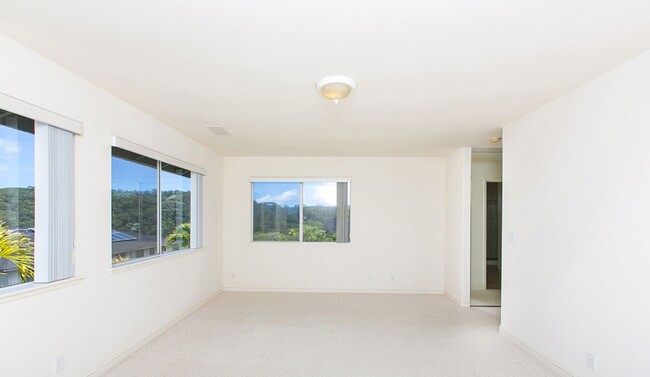Building Photo - Mililani Mauka - 4bdrm/3bath with attached...