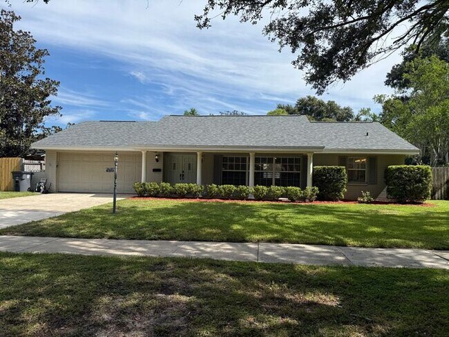 Building Photo - 4/3 WINTER PARK POOL HOME WITH WINTER PARK SCHOOLS! (Orange County Winter Park Schools)