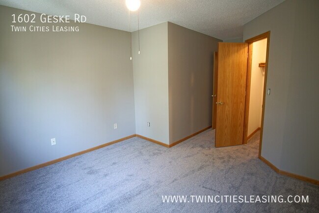 Building Photo - 1602 Geske Rd
