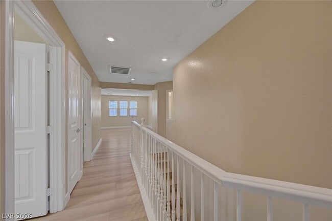 Building Photo - 5385 Bristol Bend Ct