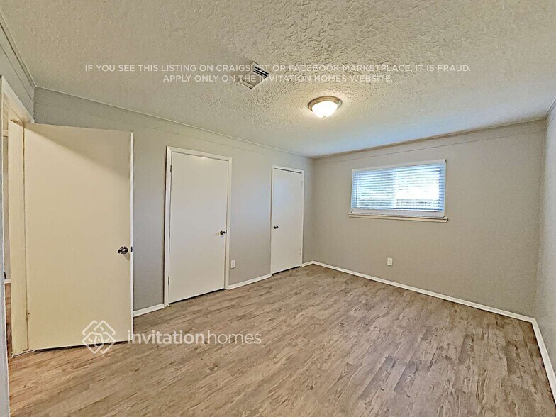 Building Photo - 3014 Early Turn Dr