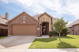 Building Photo - 517 Kelvington Dr