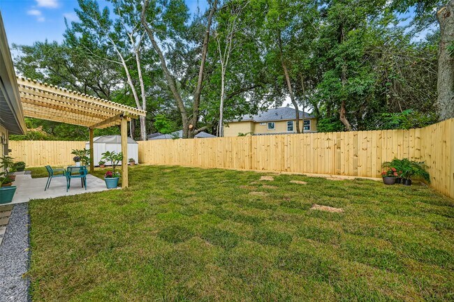 Building Photo - 4030 Woodshire St