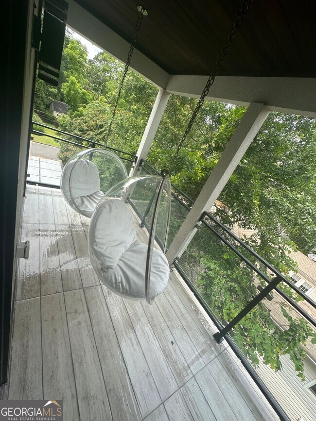 Building Photo - 1099 Vista Trail NE