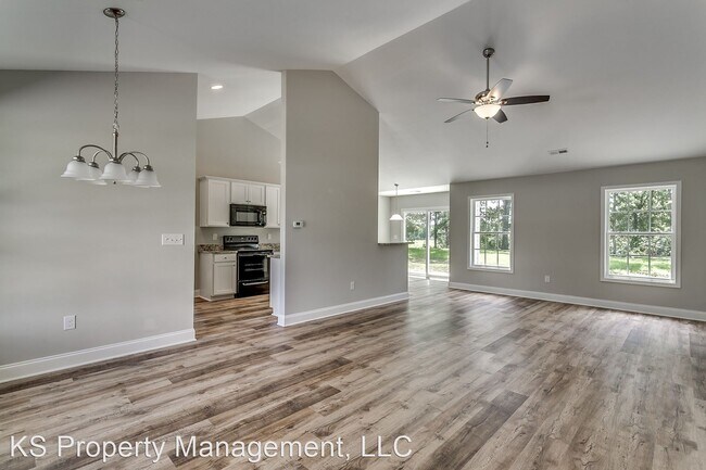 Building Photo - 3 br, 2 bath House - 124 Clearwind Court