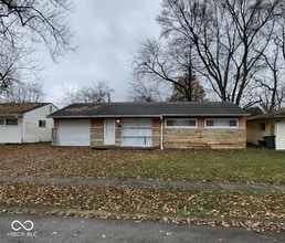 Building Photo - 4940 Leone Dr
