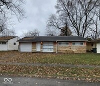 Building Photo - 4940 Leone Dr