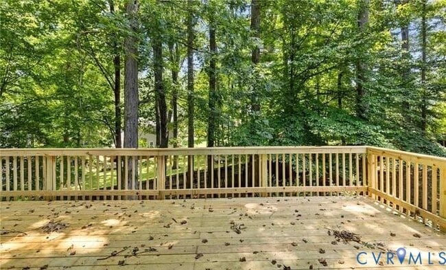 Building Photo - 13803 Deer Run Cir