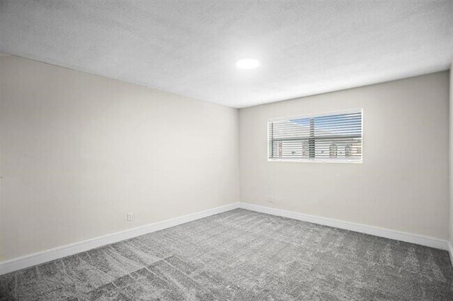 Building Photo - 493 NW 43rd St