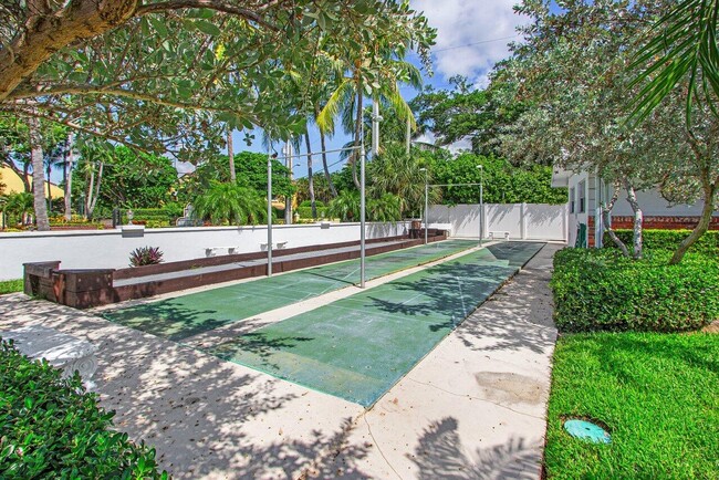 Building Photo - 5505 N Ocean Blvd