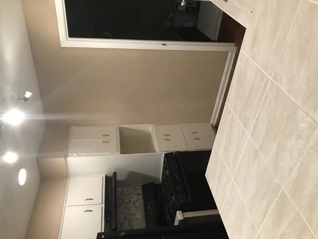 Building Photo - 4235 Roman Dr