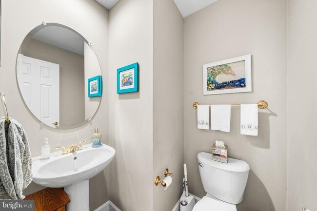 Building Photo - 4620 Knight Pl