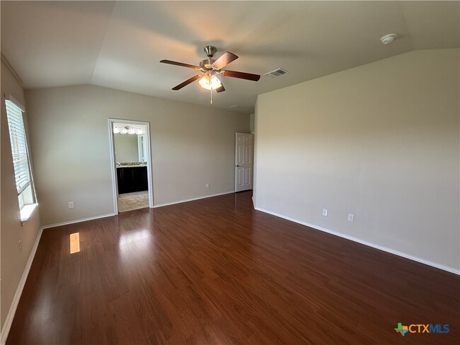 Building Photo - 1314 Briscoe Ct