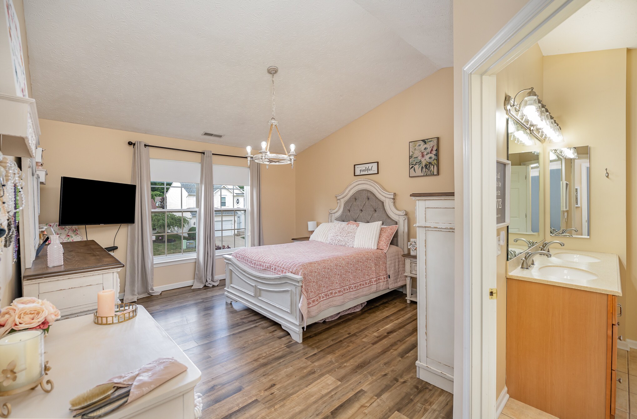 Building Photo - 451 Indian Lake Dr