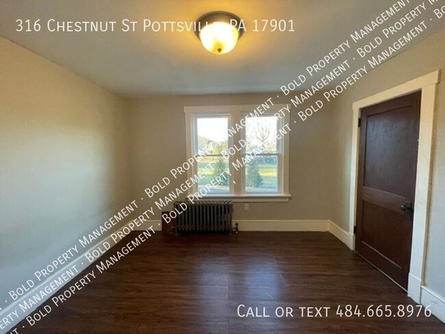 Building Photo - 316 Chestnut St