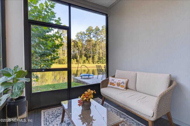 Building Photo - 33 Coastline Wy