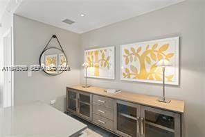 Building Photo - 68 SE 6th St