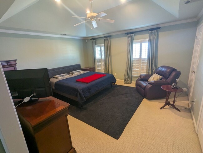 Building Photo - Spacious 4 bedroom 3.5 bath Home in Mallard Creek