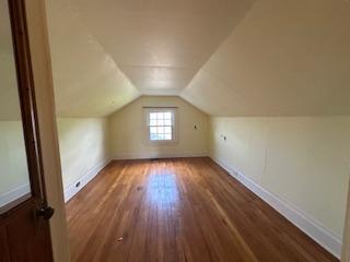 Building Photo - 410 Pell Ave