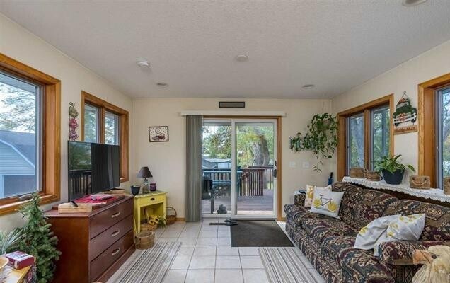 Building Photo - 906 Point Pleasant Rd