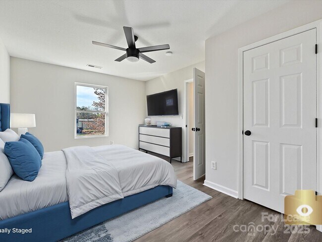 Building Photo - 3201 Decapolis Dr