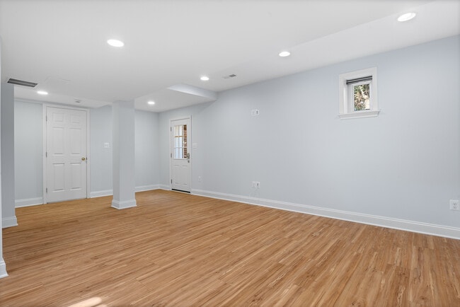 Building Photo - 1407 Leegate Rd NW