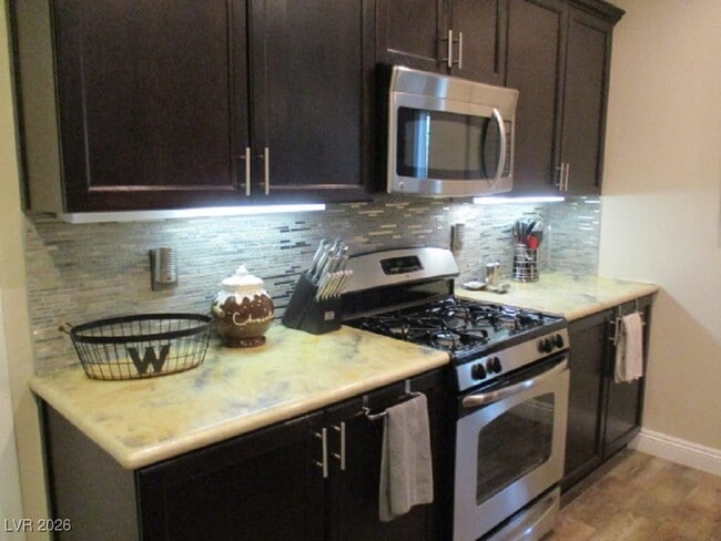 Building Photo - 3925 Jamison Park Ln