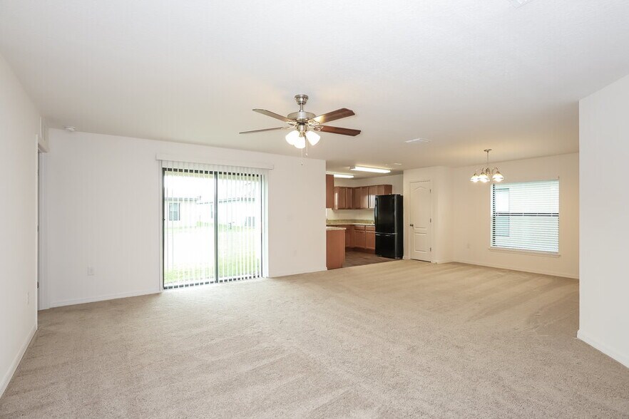 Building Photo - 745 Chatham Walk