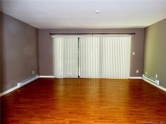 Building Photo - 155 Candlewood Dr