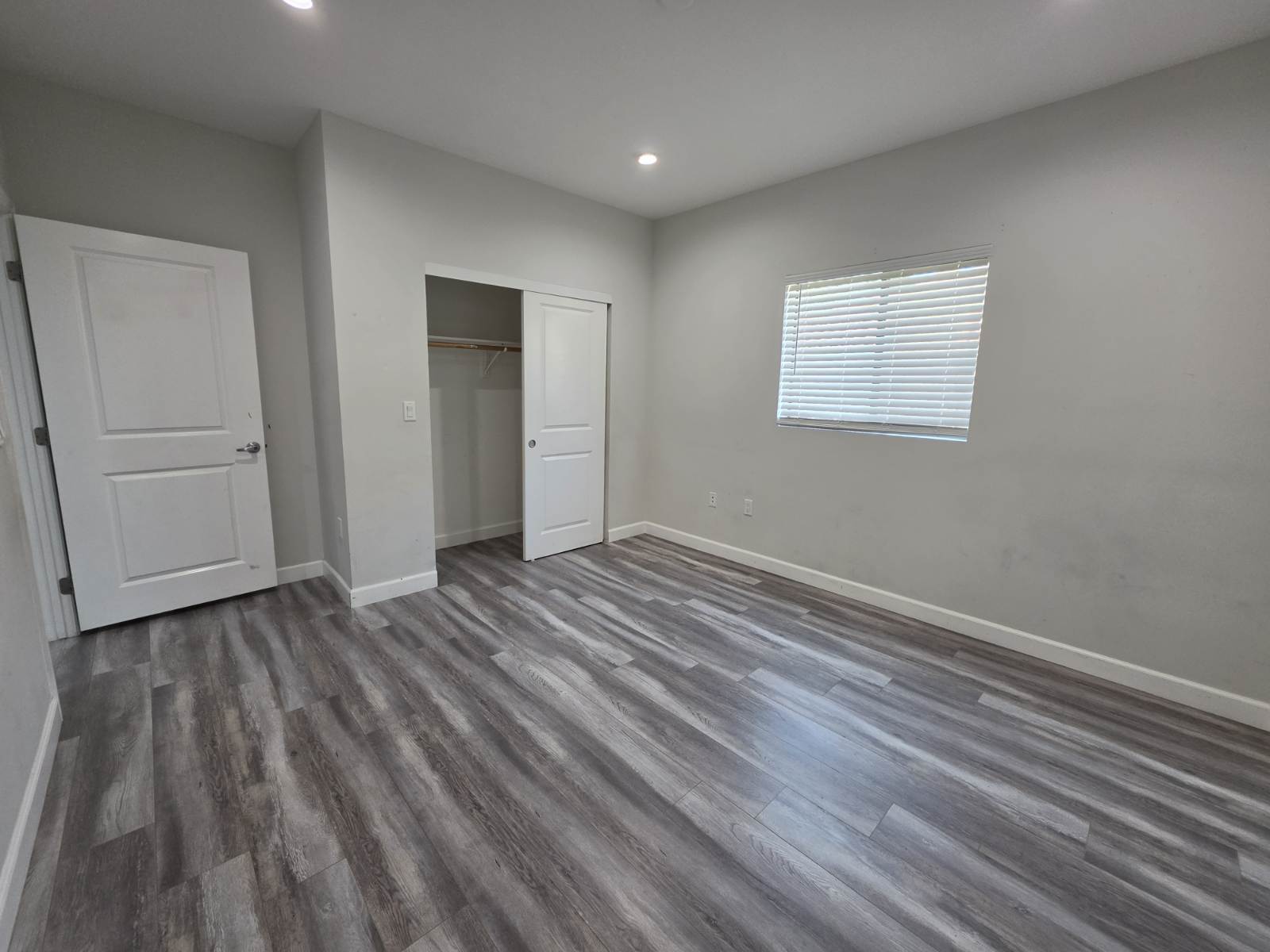 Building Photo - 6824 Ben Ave