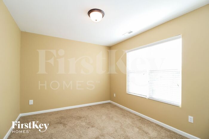 Building Photo - 2741 Timber Cove Ln