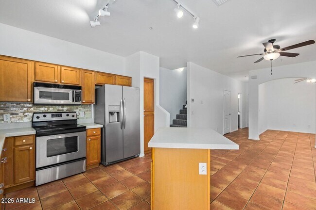 Building Photo - 16620 S 48th St