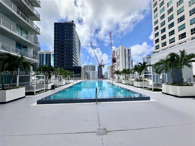 Building Photo - 690 SW 1st Ct